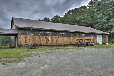 A site to behold is waiting for you on River Rd. as the - photo 44