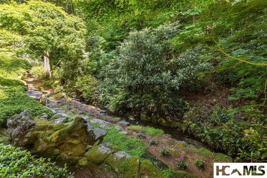 Tucked away on a quiet cul-de-sac within the prestigious - photo 5