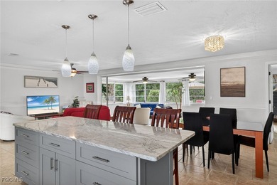 Caloosahatchee River Home For Sale in Cape Coral Florida