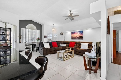 Welcome to a beautifully reimagined lakefront Turnkey home. This - photo 3
