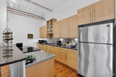 Wake up to sweeping city views that stretch from downtown