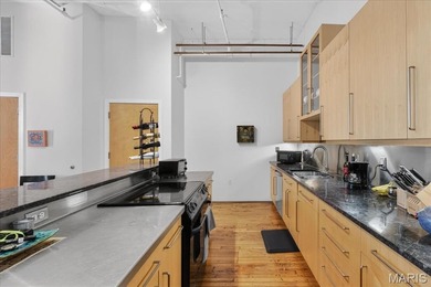 Wake up to sweeping city views that stretch from downtown