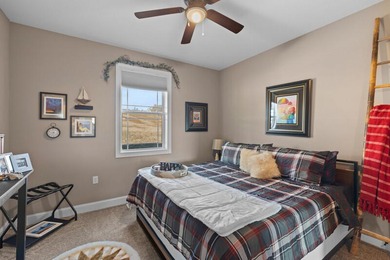 Motivated Seller! ALL furniture conveys with the home, making - photo 21