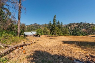 Step back in time with this classic 1940s vintage cabin - photo 28
