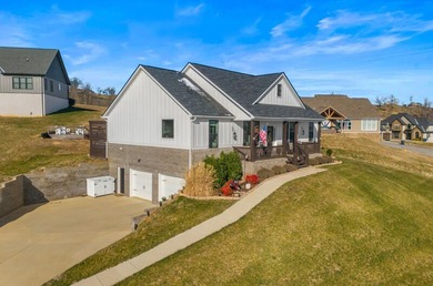 Motivated Seller! ALL furniture conveys with the home, making - photo 35