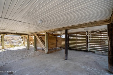 OCEANFRONT, RENOVATED, NEW KITCHEN, SCREEN PORCH! This 3 bedroom - photo 50