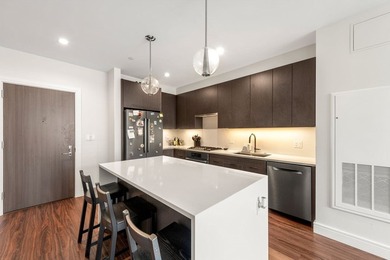 Recent construction.  The Mark is a full service waterfront - photo 1