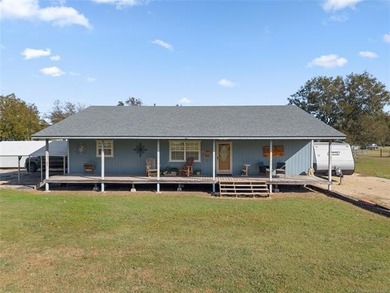 3 bed, 2 bath pretty home in Dougherty. Davis schools. Fiber - photo 2