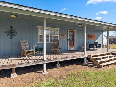 3 bed, 2 bath pretty home in Dougherty. Davis schools. Fiber - photo 3