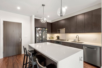 Recent construction.  The Mark is a full service waterfront - photo 5