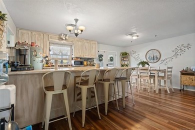 3 bed, 2 bath pretty home in Dougherty. Davis schools. Fiber - photo 8