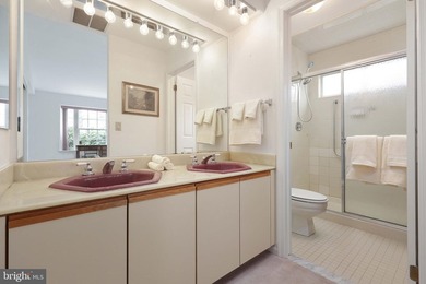 Welcome home to 1031B Thornbury Lane, a well-maintained - photo 22
