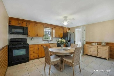 Welcome to 11A Gate Way, where the Cape Cod lifestyle you've - photo 9