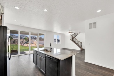 BUYER BACKED OUT LAST MINUTE!!! HUGE PRICE REDUCTION!! Freshly - photo 11