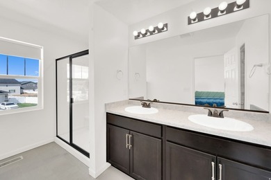 BUYER BACKED OUT LAST MINUTE!!! HUGE PRICE REDUCTION!! Freshly - photo 14