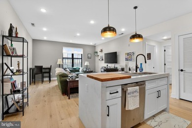 3.5 years left on full 10-year TAX ABATEMENT! Welcome home to - photo 1