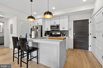 3.5 years left on full 10-year TAX ABATEMENT! Welcome home to - photo 3