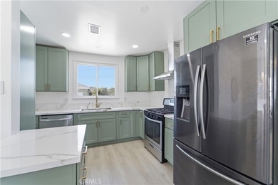 Welcome to sunny torrance. This home is a renovated modern 3 - photo 24