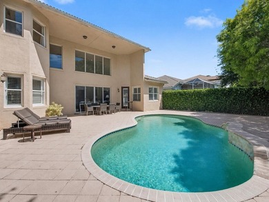 This stunning 5-bedroom, 4-bathroom residence offers the perfect - photo 33