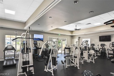 Welcome to this beautifully maintained Brookfield floor plan - photo 48