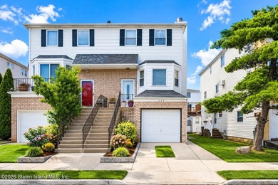 Located in the heart of New Springville, this 3-bedroom - photo 1