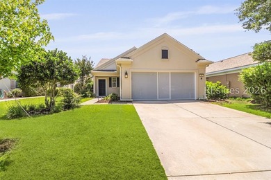 Welcome home to this beautifully renovated Camellia model - photo 1