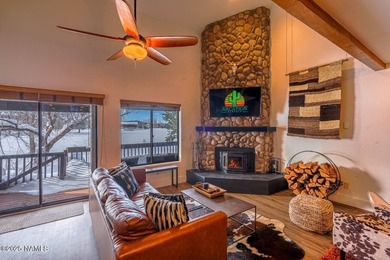 (private lake, pond, creek) Townhome/Townhouse For Sale in Munds Park Arizona