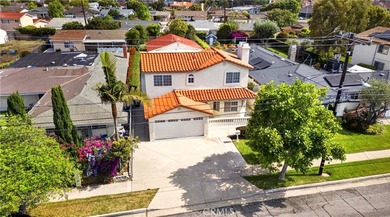 Built in 1956, 1977, 2004. Exceptional opportunity to acquire a - photo 2