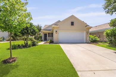 Welcome home to this beautifully renovated Camellia model - photo 6
