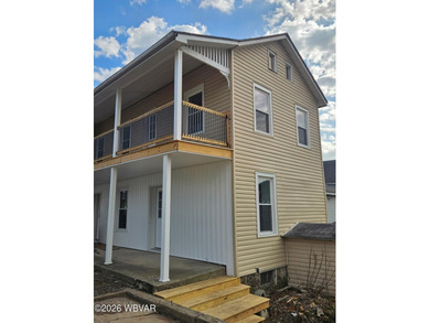 Welcome to this beautifully fully remodeled 3-bedroom home - photo 4