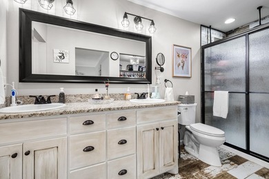 Country living with modern comfort! Nestled on 4.46 beautiful - photo 18