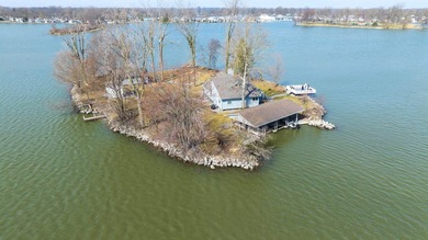 PRIVATE ISLAND!! STUNNING, COMPLETE RENOVATION - GUTTED TO THE - photo 32