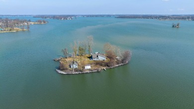 PRIVATE ISLAND!! STUNNING, COMPLETE RENOVATION - GUTTED TO THE - photo 34