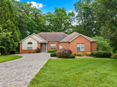 Lake Home For Sale in Loudon, Tennessee