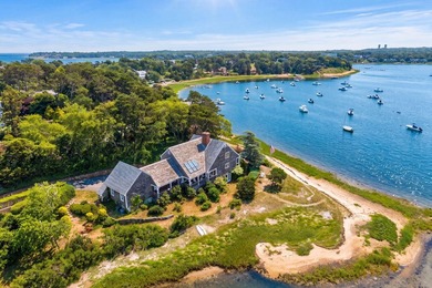 Exceptional waterfront estate offering breathtaking views from - photo 3