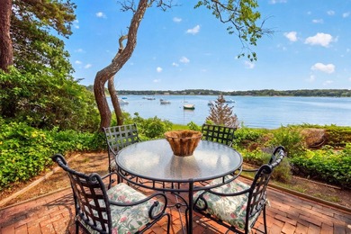 Exceptional waterfront estate offering breathtaking views from - photo 5
