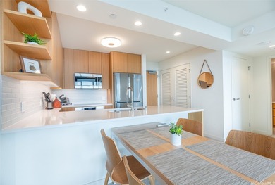 PRICE IMPROVEMENT! EASY TO SHOW! Enjoy elevated island living at - photo 6