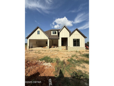 Lake Home Sale Pending in Jackson, Tennessee