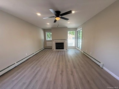 Located in the highly desirable Throgs Neck section of the Bronx - photo 5
