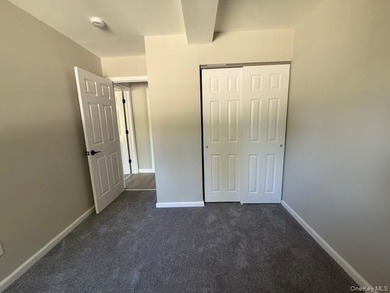 Located in the highly desirable Throgs Neck section of the Bronx - photo 8