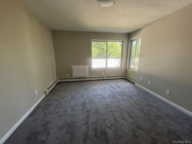 Located in the highly desirable Throgs Neck section of the Bronx - photo 10