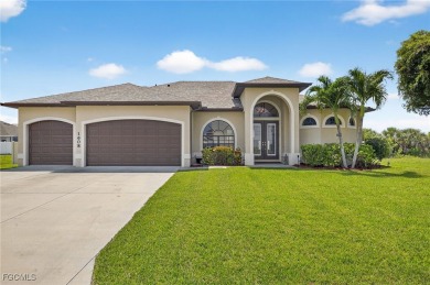 Cape Coral Lakes Area Home For Sale in Cape Coral Florida