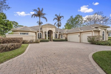 Welcome to luxury golf course living in the prestigious PGA - photo 2