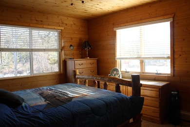 Welcome to this unique and beautiful 3-bedroom, 2-bath home - photo 26