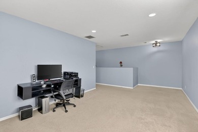 Spacious 3-Bedroom with a huge loft and possibly a 4th bedroom - photo 33