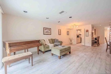Pristinely maintained 2-bedroom, 1.5-bath duplex co-op in - photo 8
