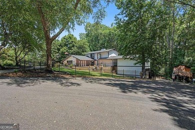 This one checks off all the boxes! Great location. No HOA. Just - photo 6