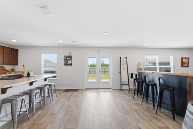 Discover this beautifully maintained 2019-built single-family - photo 7