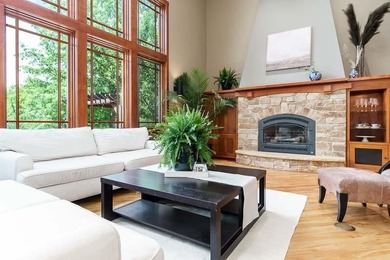 Spectacular Craftsman Home on Woodland Pond! Experience - photo 7