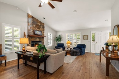 Full Furnished Waterfront Retreat in Keowee Key - photo 7